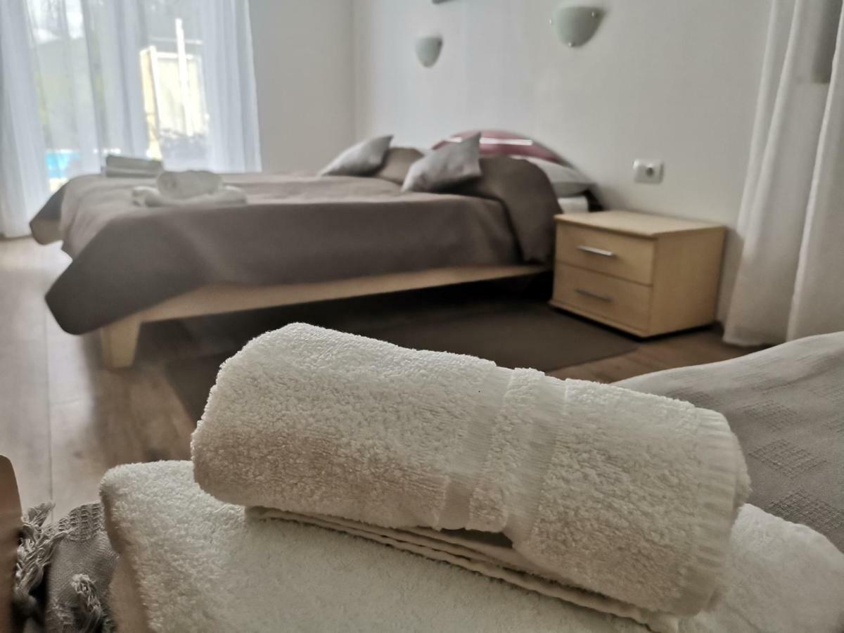 Guest House Surina App Surina'S Green Holiday Rupa Экстерьер фото